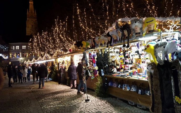 Bruges Christmas Market by night | Bruges Christmas market