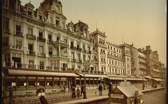 File:The beach and hotels, Ostend, Belgium-LCCN2001697956.jpg