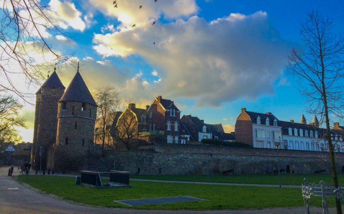 How to get to anywhere Belgium for €7,90 (Go Pass Maastricht)