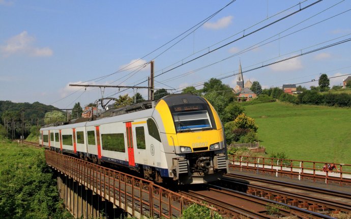 Siemens Desiro ML, SNBC AM08 in Belgium | Trains | Pinterest | Belgium