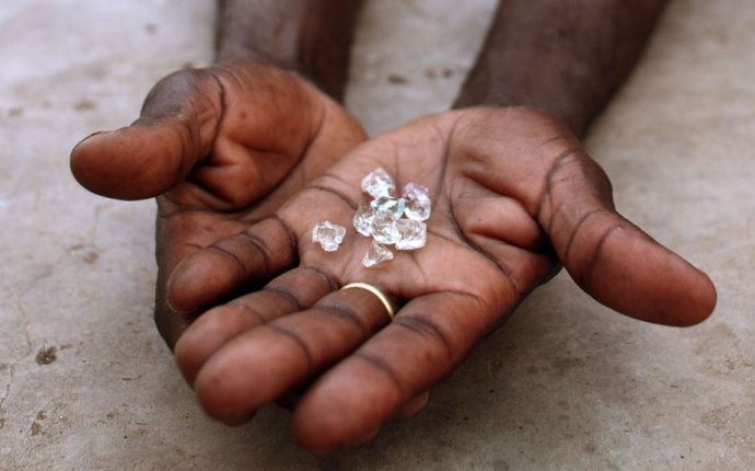 Zimbabwe Sells Diamonds in Belgium