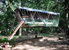 treehouses, love nest, Time Circus, Air Hotel, recycled materials, solar-power, Belgium, green design, sustainable design, eco-design, high-flying hotel rooms, eco-tourism